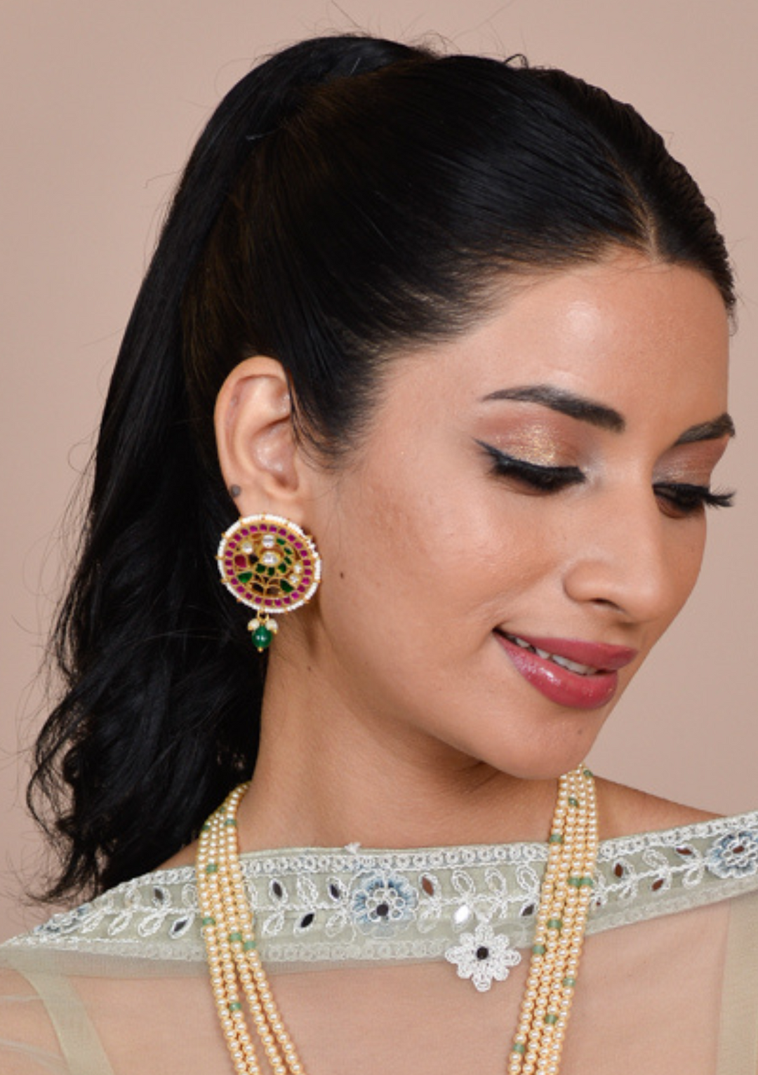 Nivedita Jadau Kundan Stud Earring