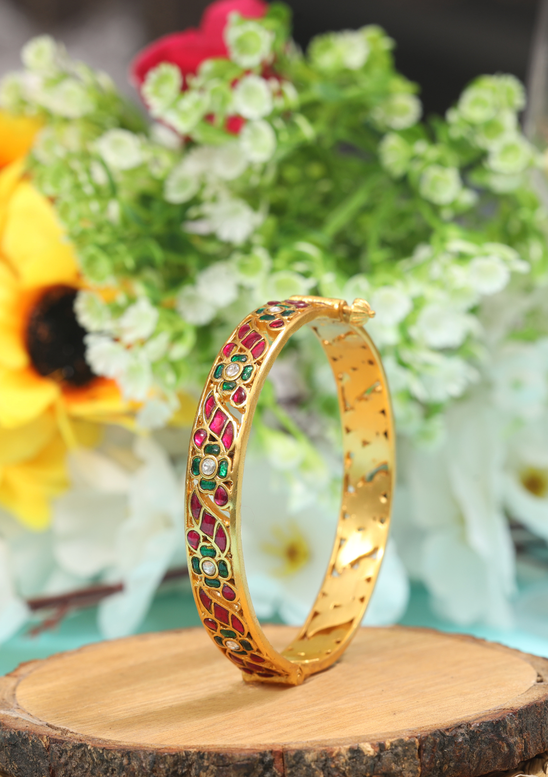 Unique Style Designer Jadau Kundan Openable Single Bangle