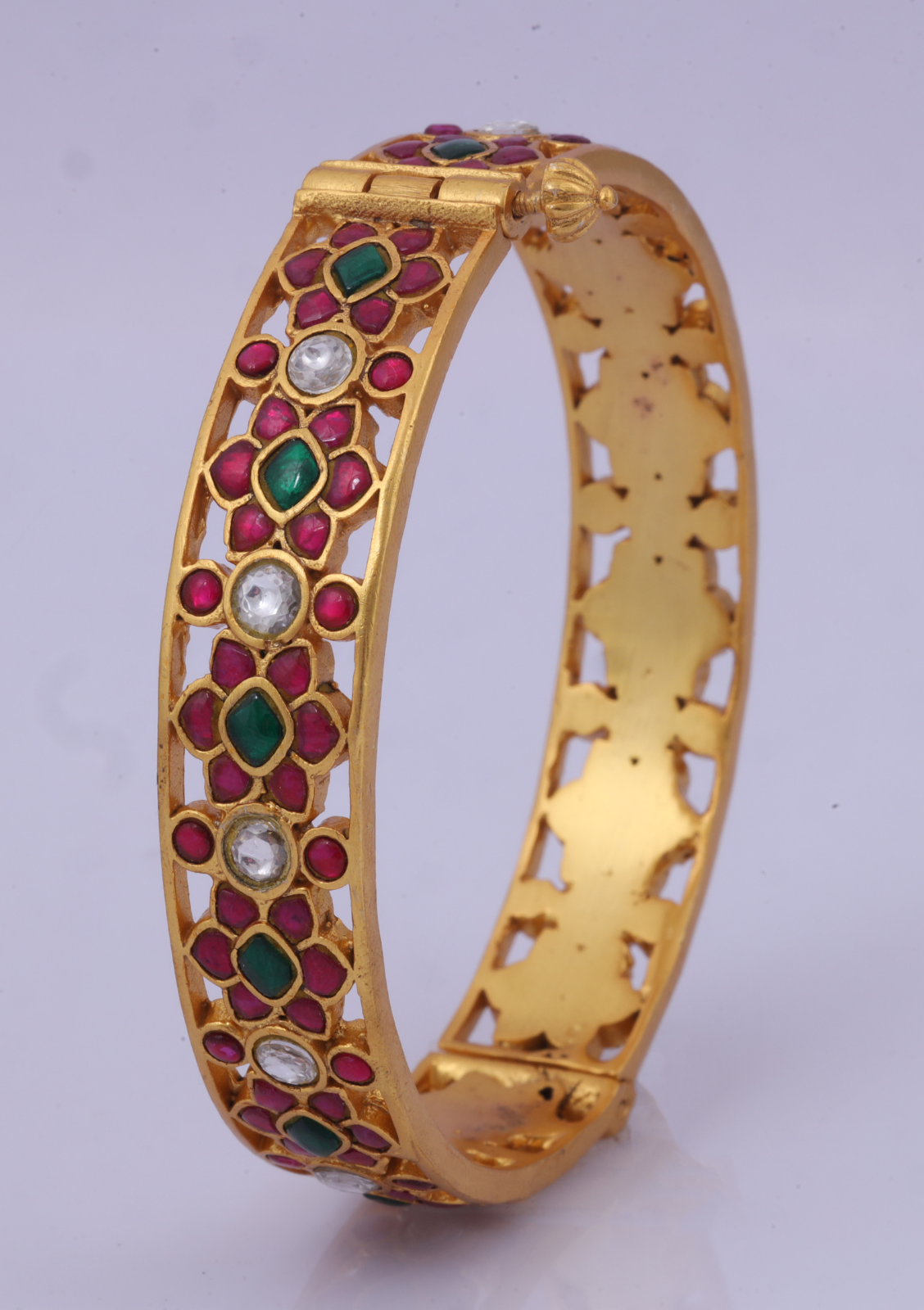 Charming Designer Jadau Kundan Openable Single Bangle