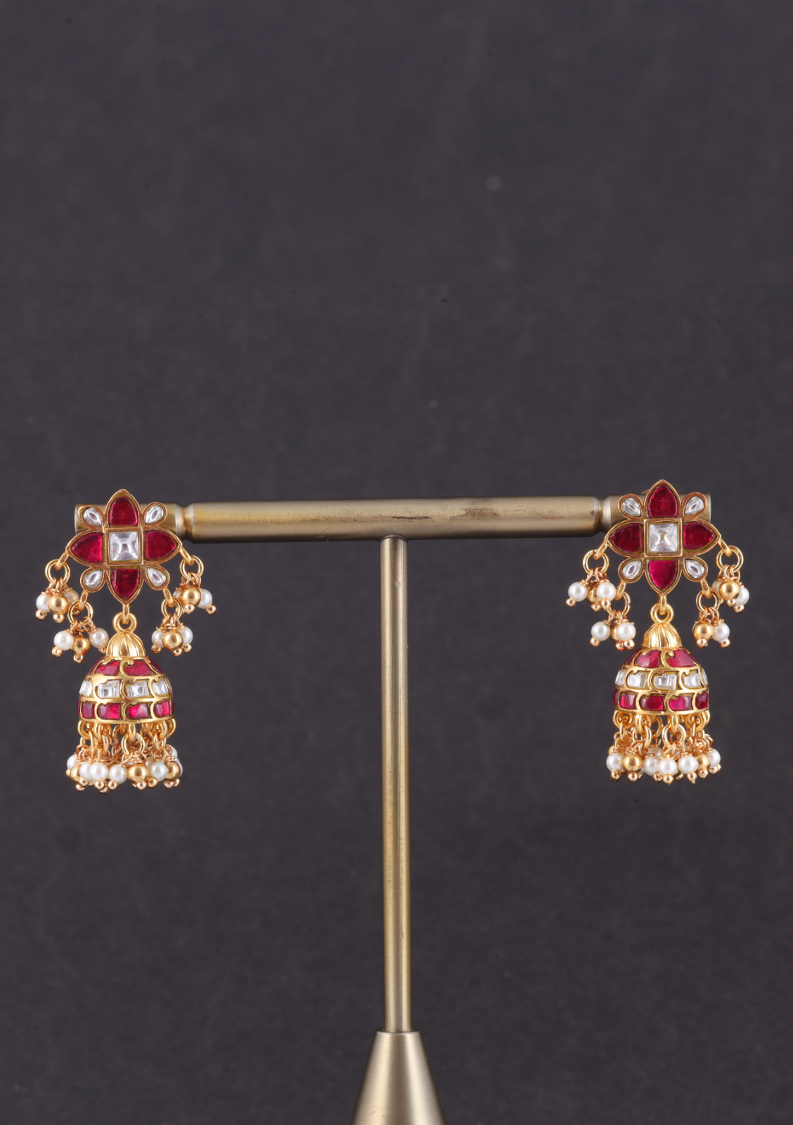 Dainty Jadau Kundan Jhumka Earrings with Pearl Hangings