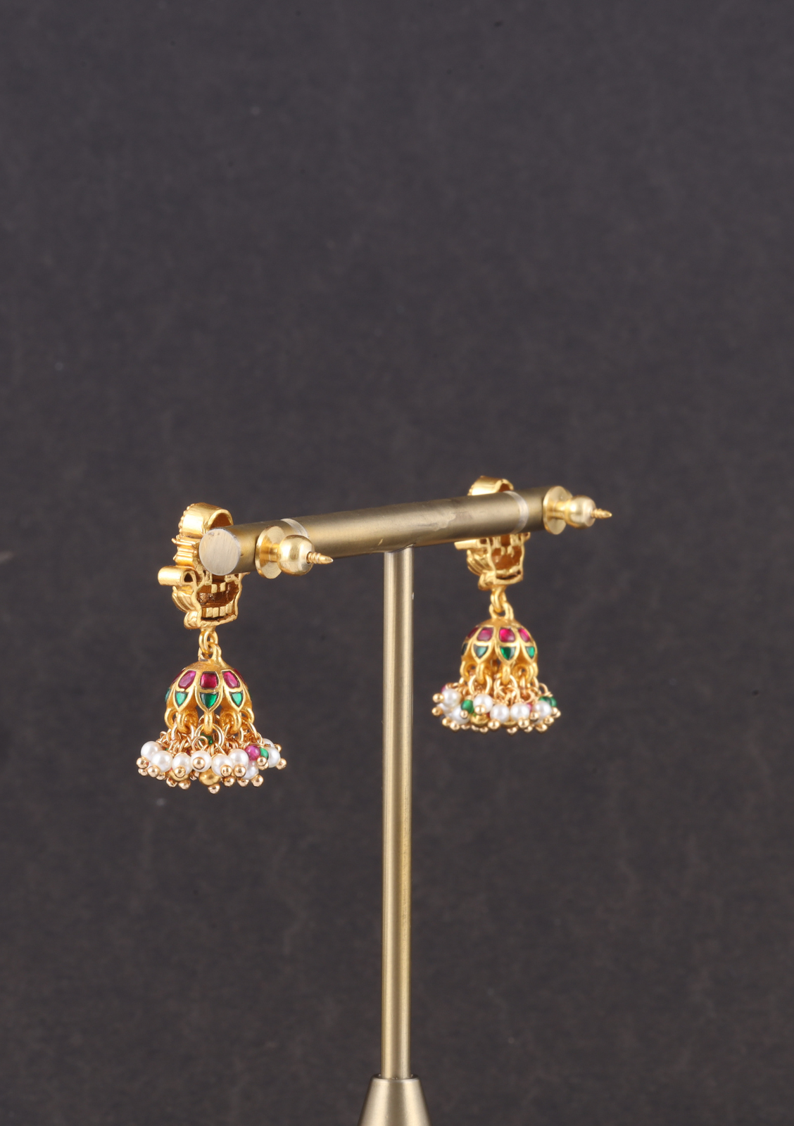 Lakshmi Nakshi Jadau Kundan Simple Jhumka Earrings