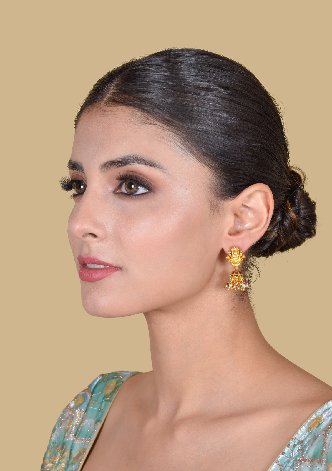 Lakshmi Nakshi Jadau Kundan Simple Jhumka Earrings