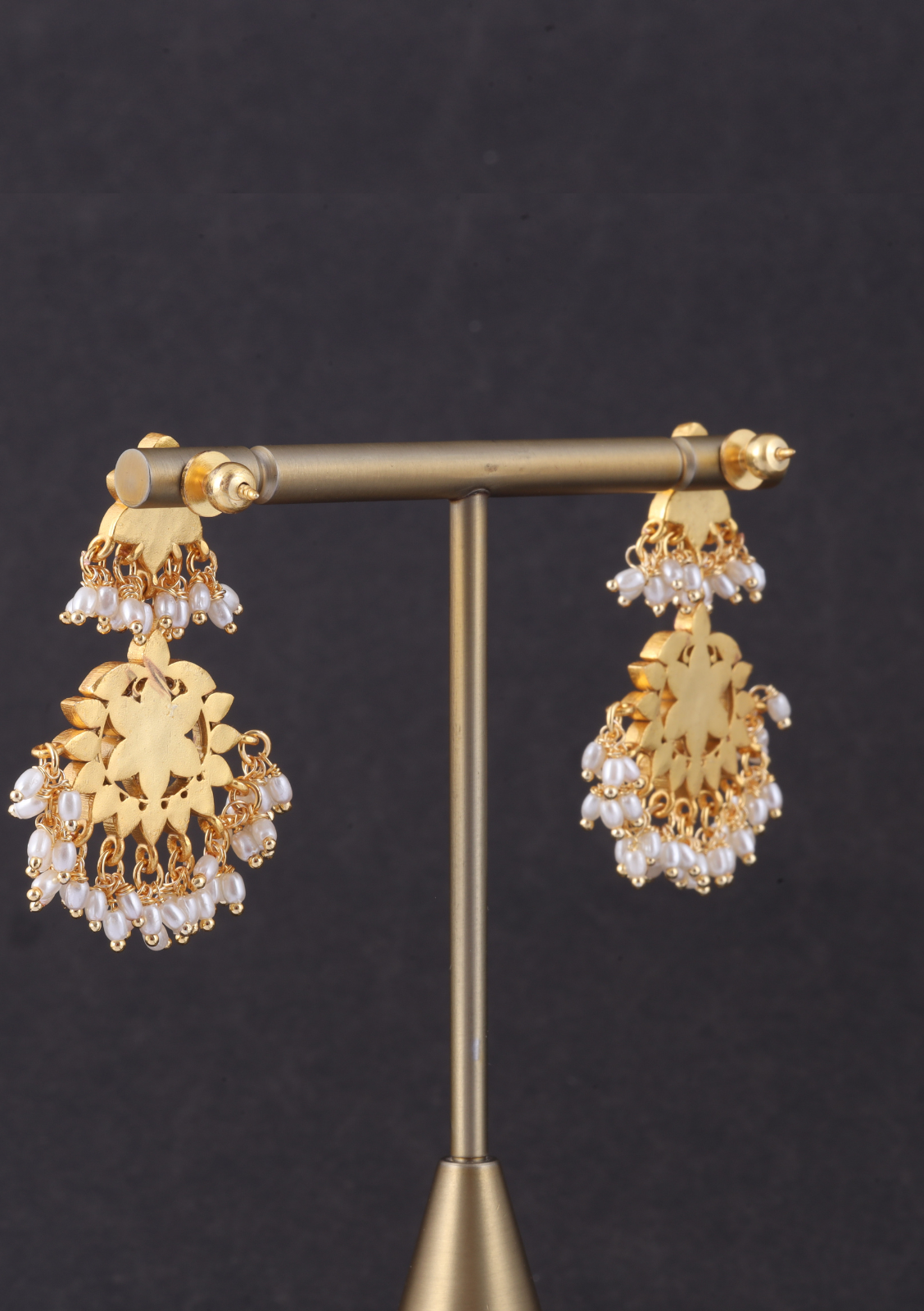 Classic Jadau Kundan Earrings with Rice Pearls