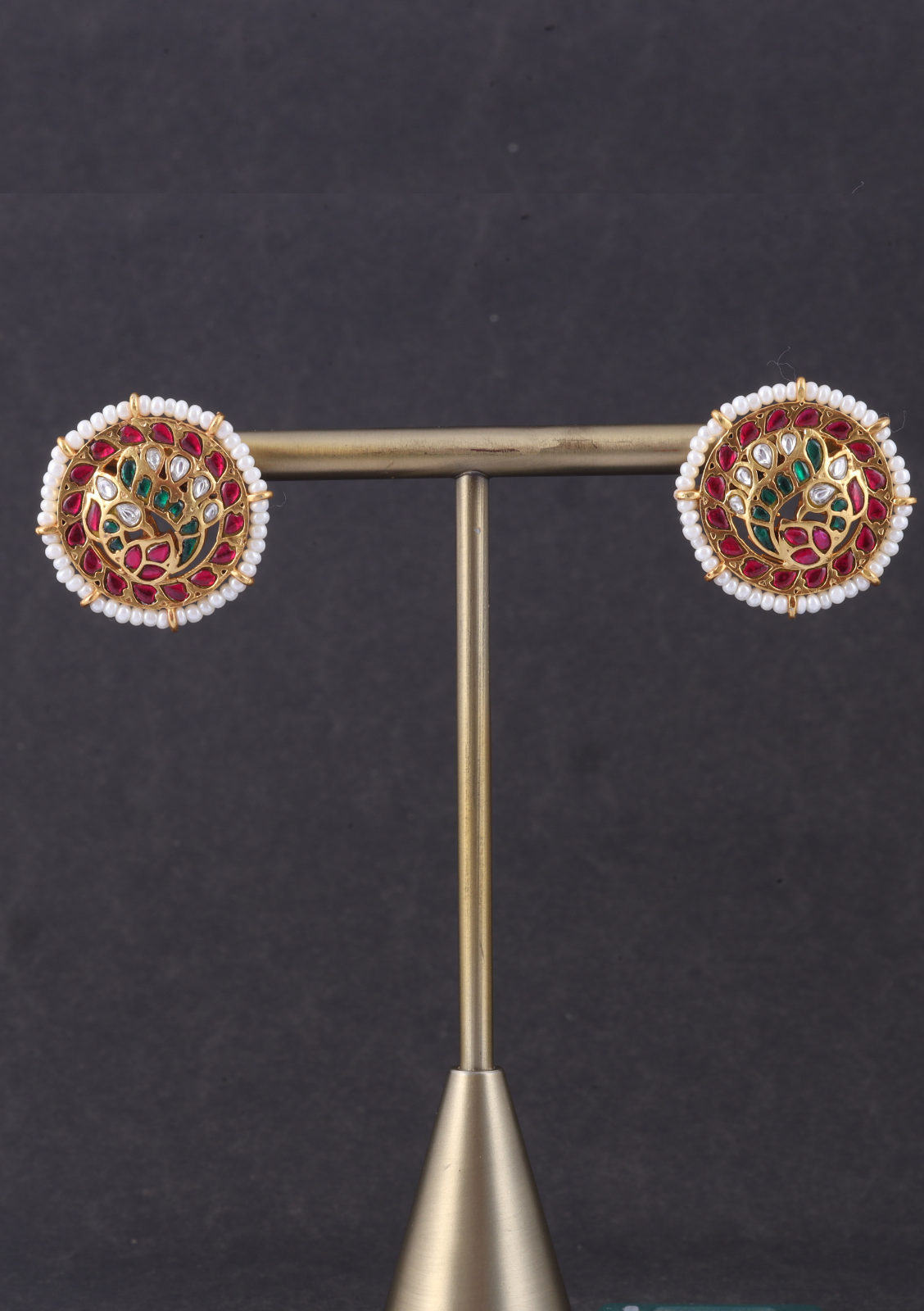 Elegant Jadau Kundan Stud Earrings with Pearls Beads