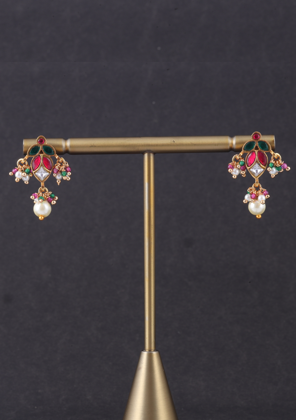 Simple and Cute Jadau Kundan Stud Earrings with Pearl Hangings