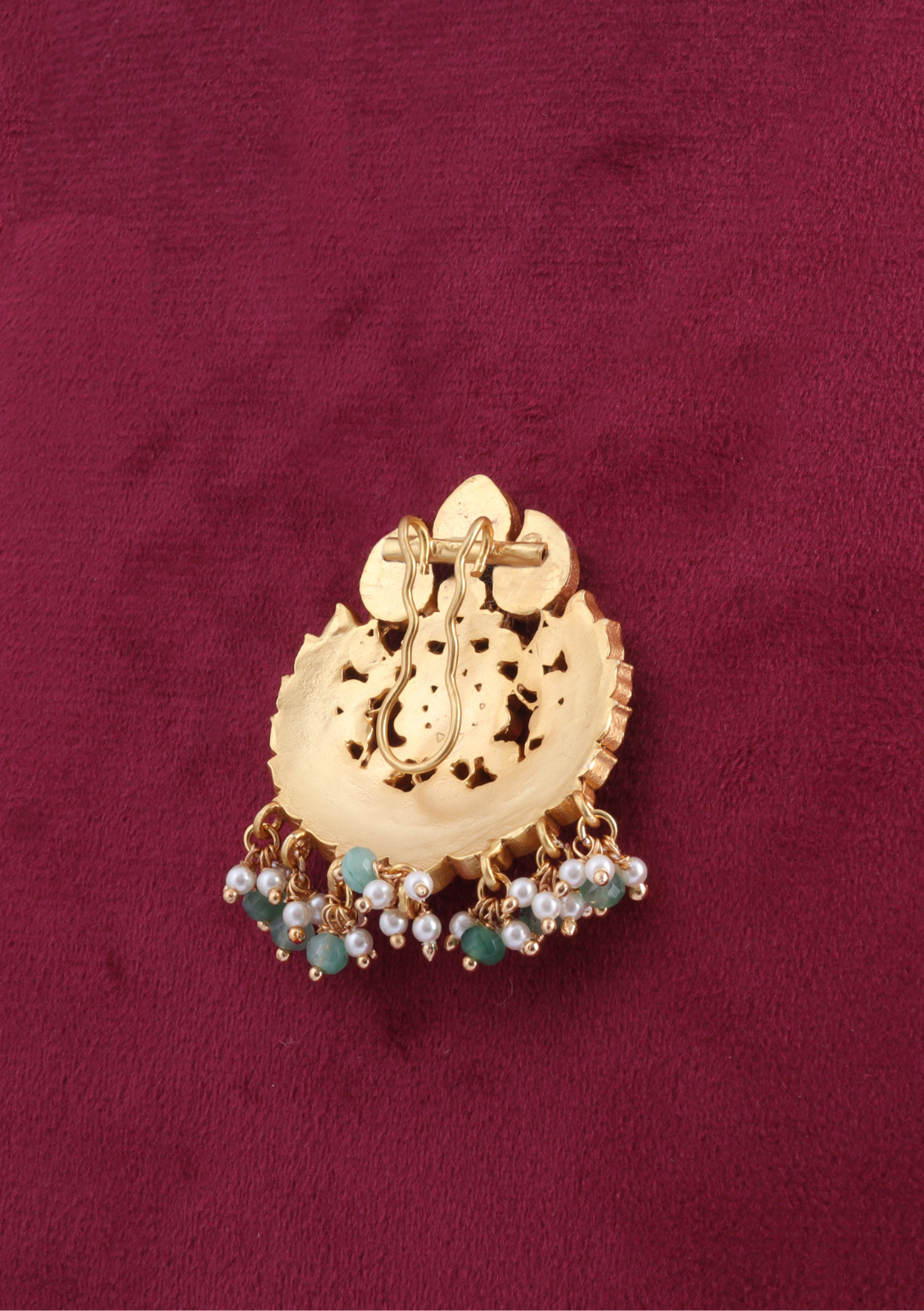 Beautiful Floral Motif Jadau Kundan Hair Pin With Pearl and Green Beads Hangings