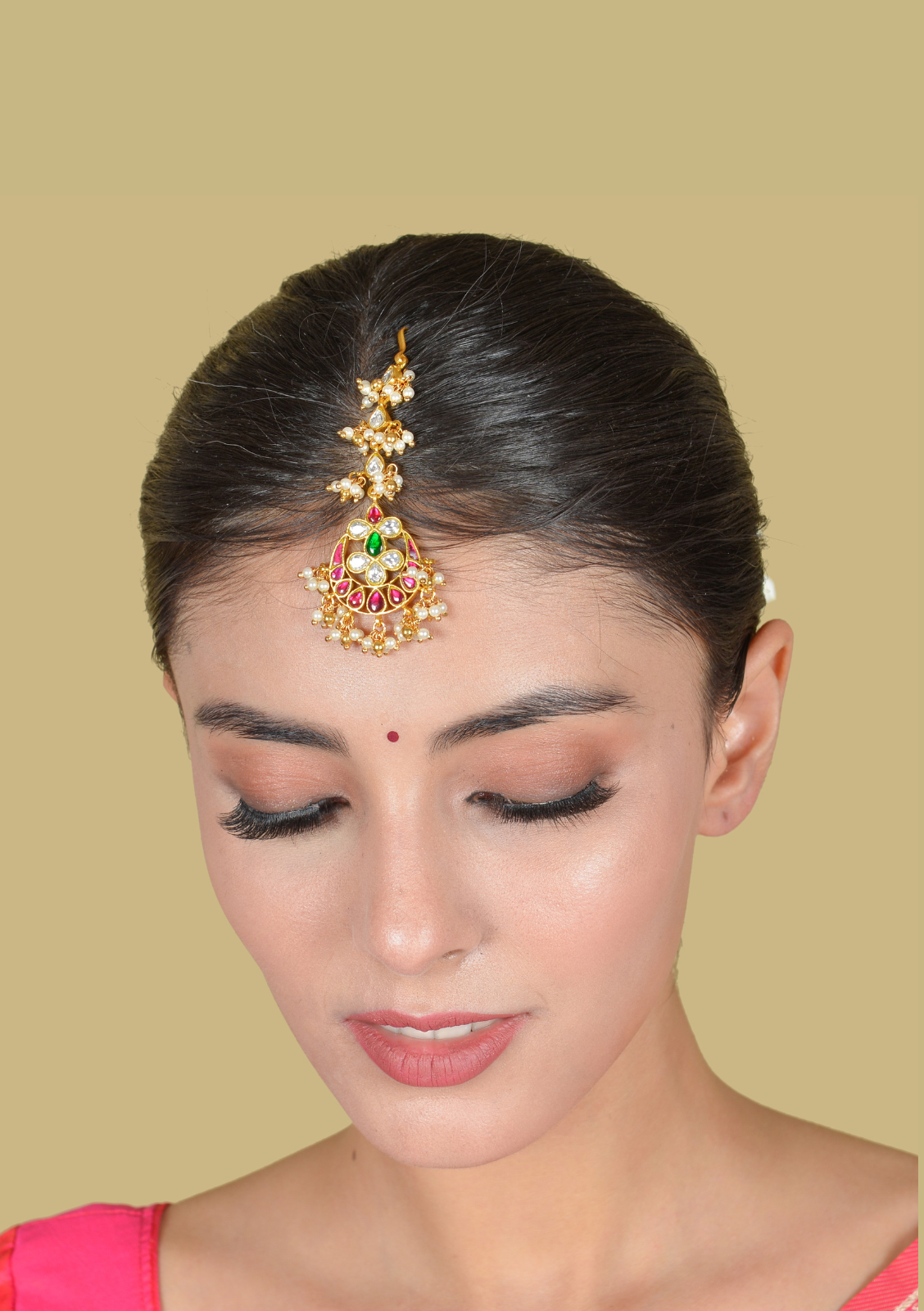 Simple and Elegant Jadau Kundan Maangtikka With Beautiful Pearls and Colour Stones Beads Hangings