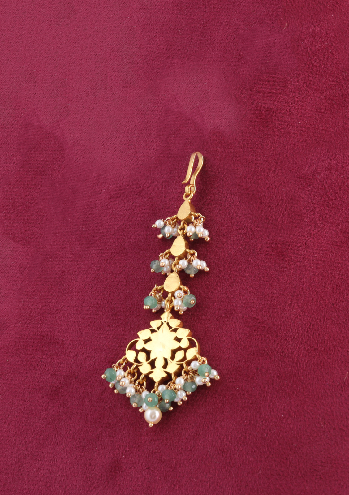 Simple Designer Jadau Kundan Maangtikka with Pearls and Green Beads Hangings