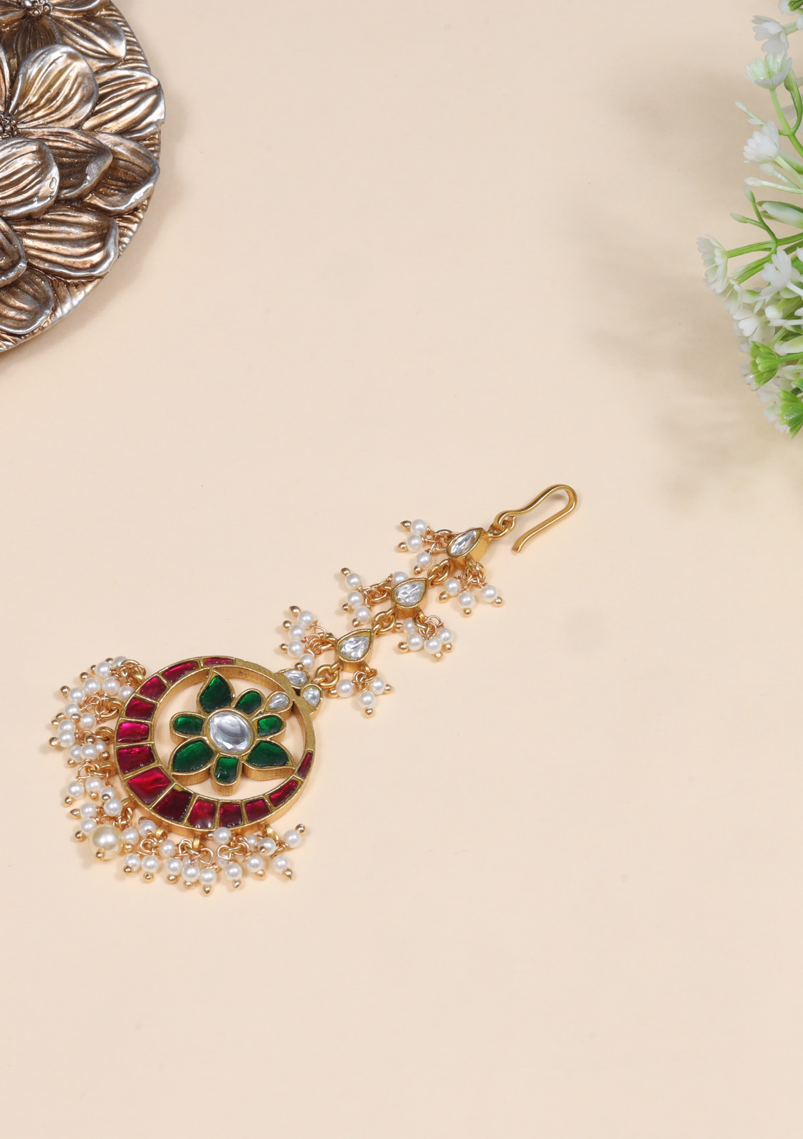 Beautiful Classic Jadau Kundan Maangtikka with Pearl Hangings