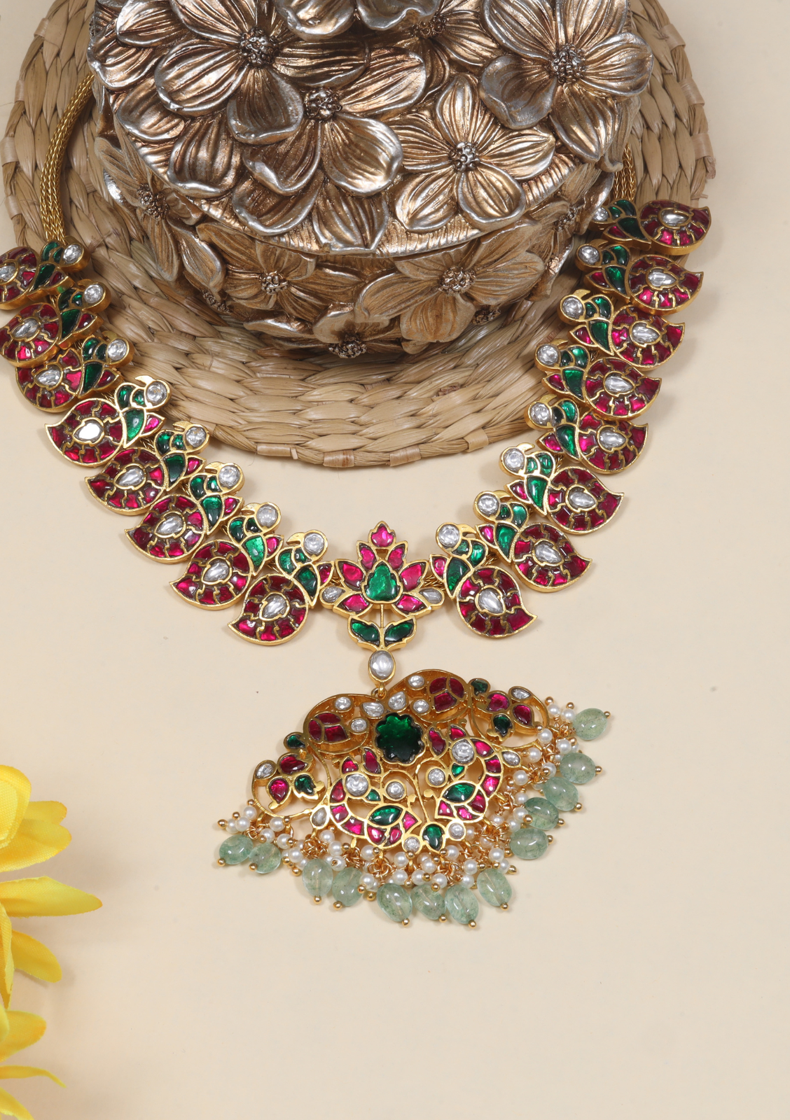 Traditional Style Mango Jadau Kundan Necklace with Emerald Green Beads Hangings