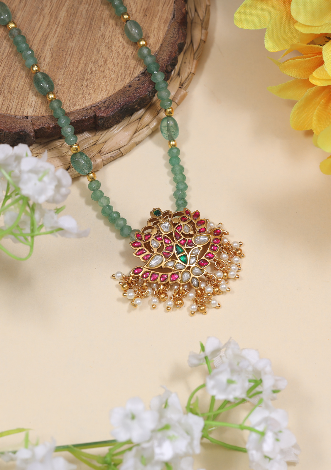 Exquisite and Elegant Jadau Kundan Necklace
