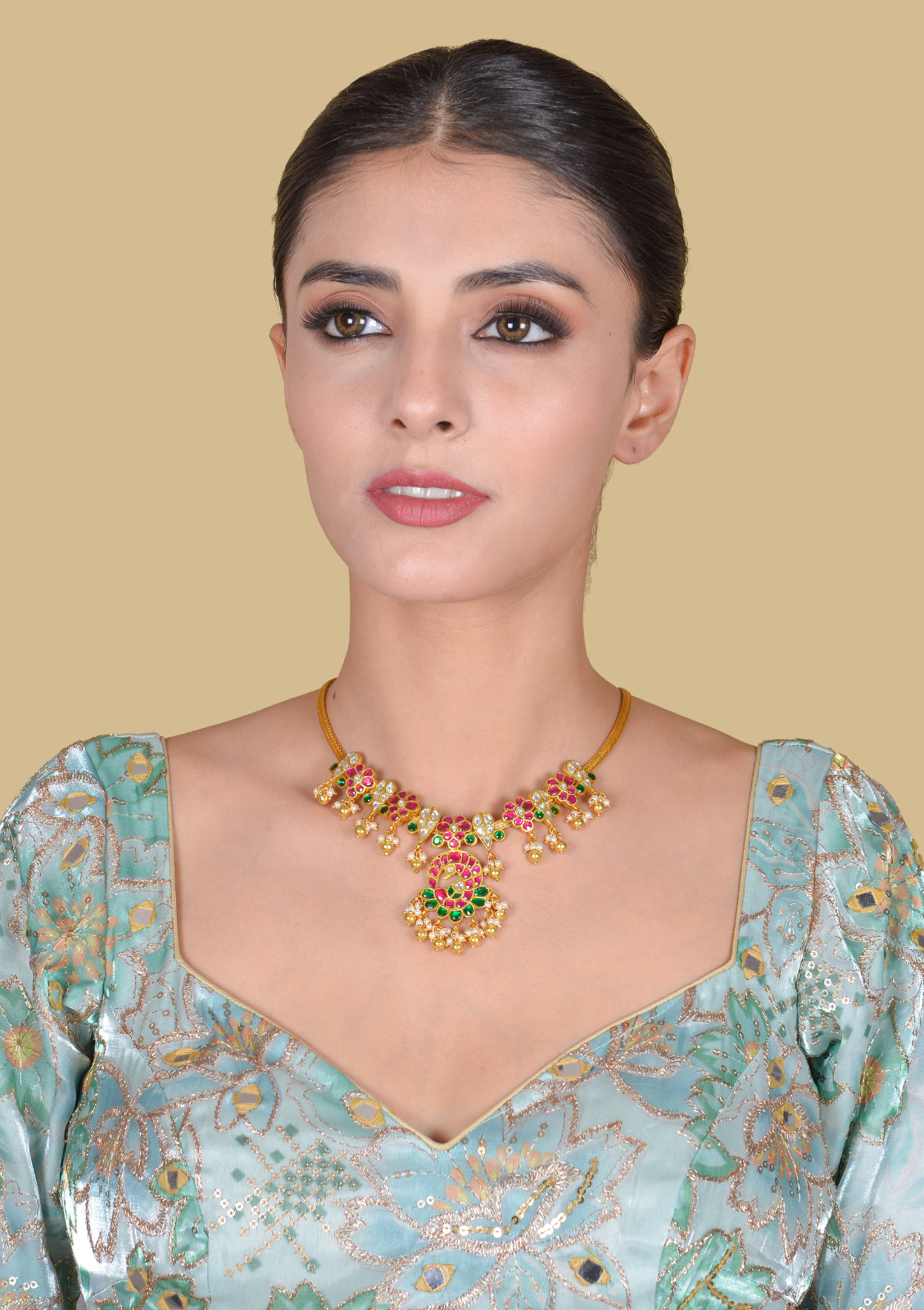 Designer Jadau Kundan Classic Simple Short Necklace