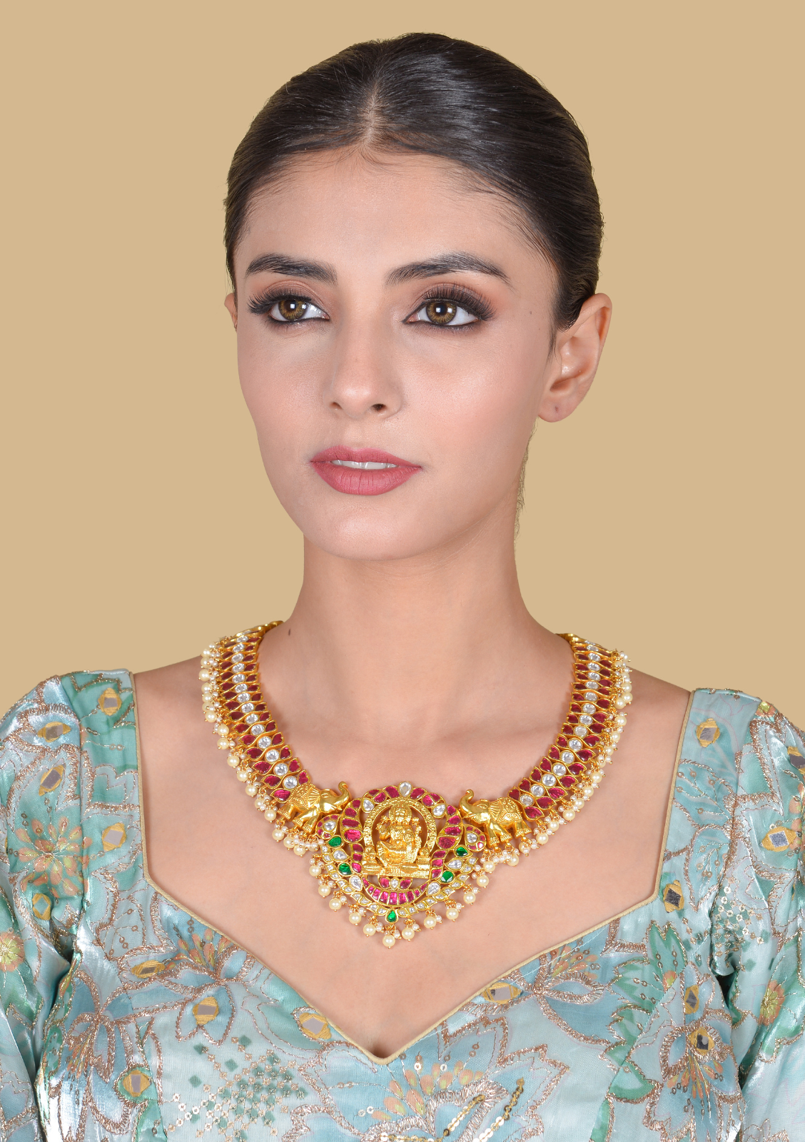 Lakshmi Nakshi Designer Heavy look Jadau Kundan Necklace