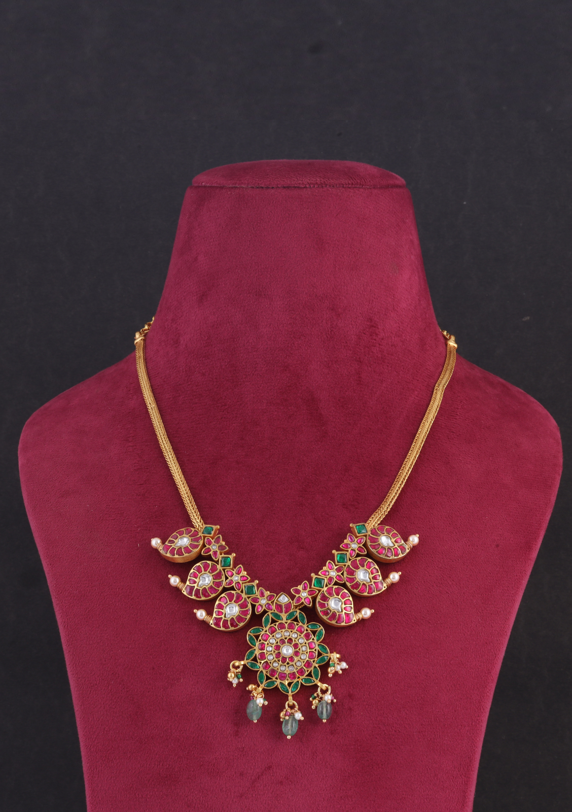 Grand Jadau Kundan Handcrafted Mango Short Necklace