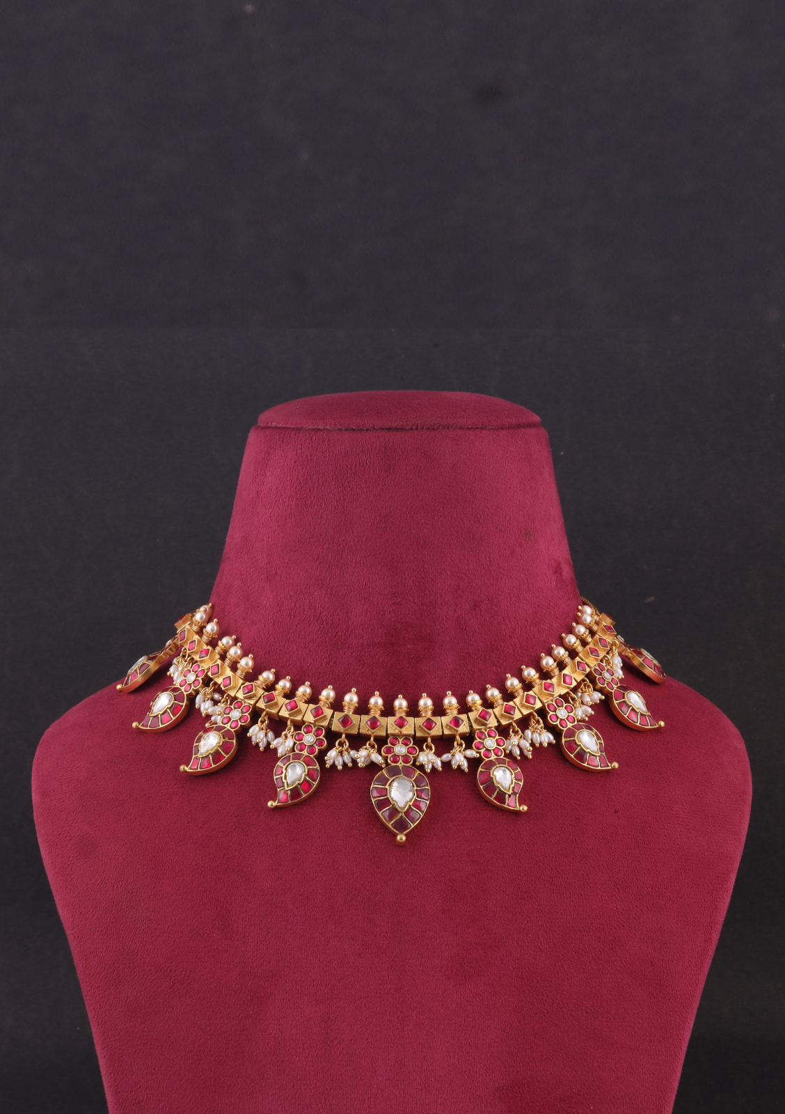 Elegant Mango Jadau Kundan Short Necklace