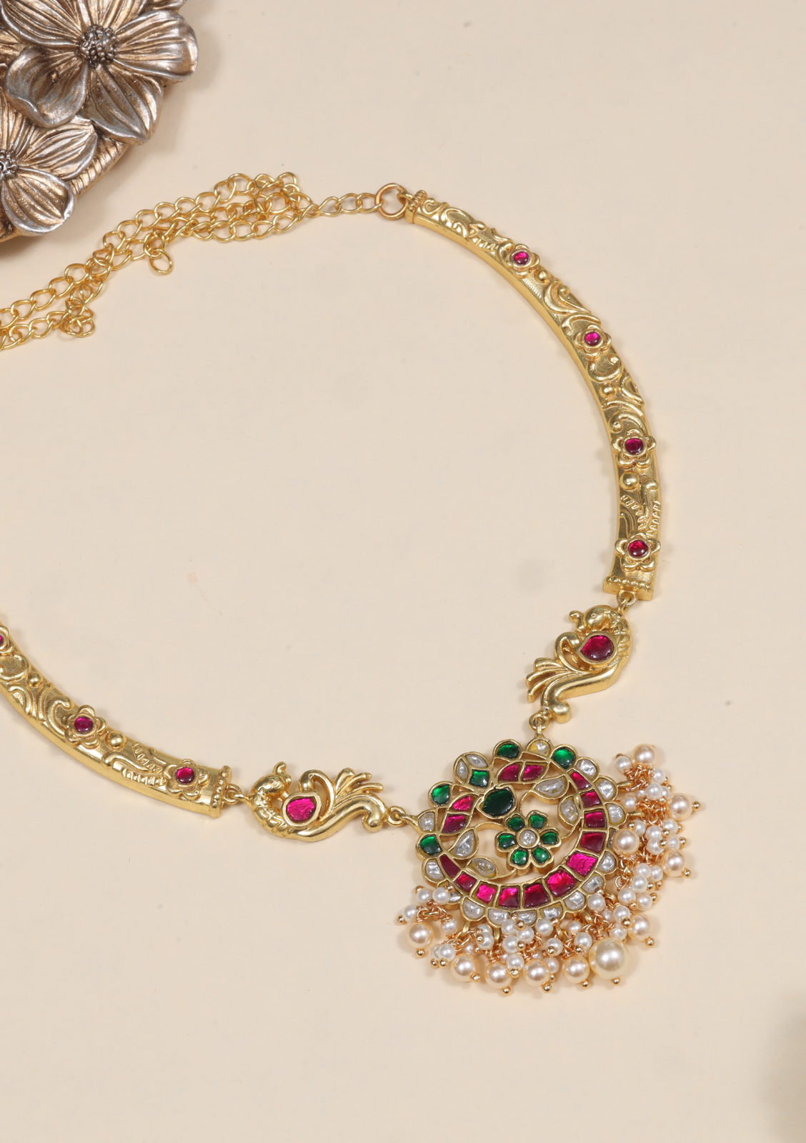 Exquisite Designer Jadau Kundan Hasli Necklace