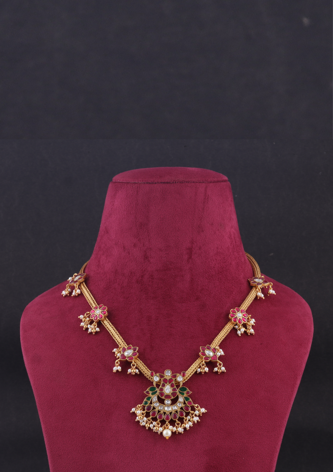 Opulent Jadau Kundan Short necklace