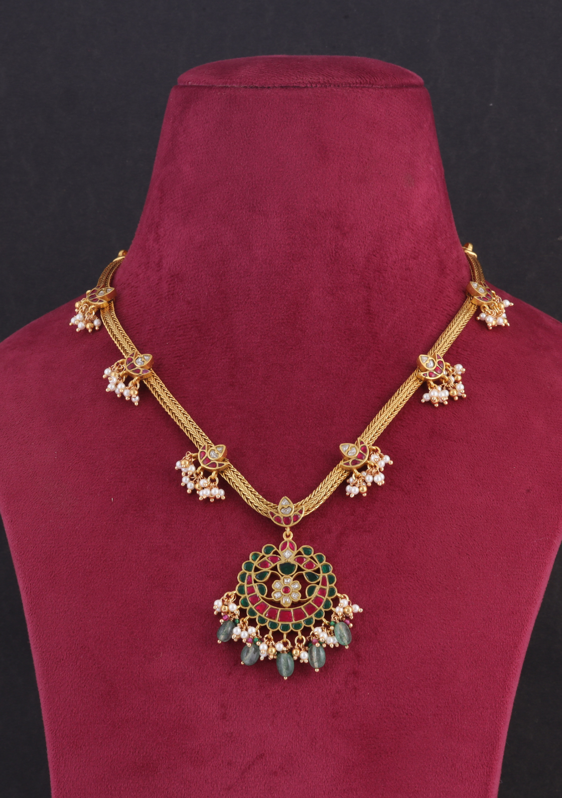 Exquisite Jadau Kundan Short Necklace with Green Emerald Hangings