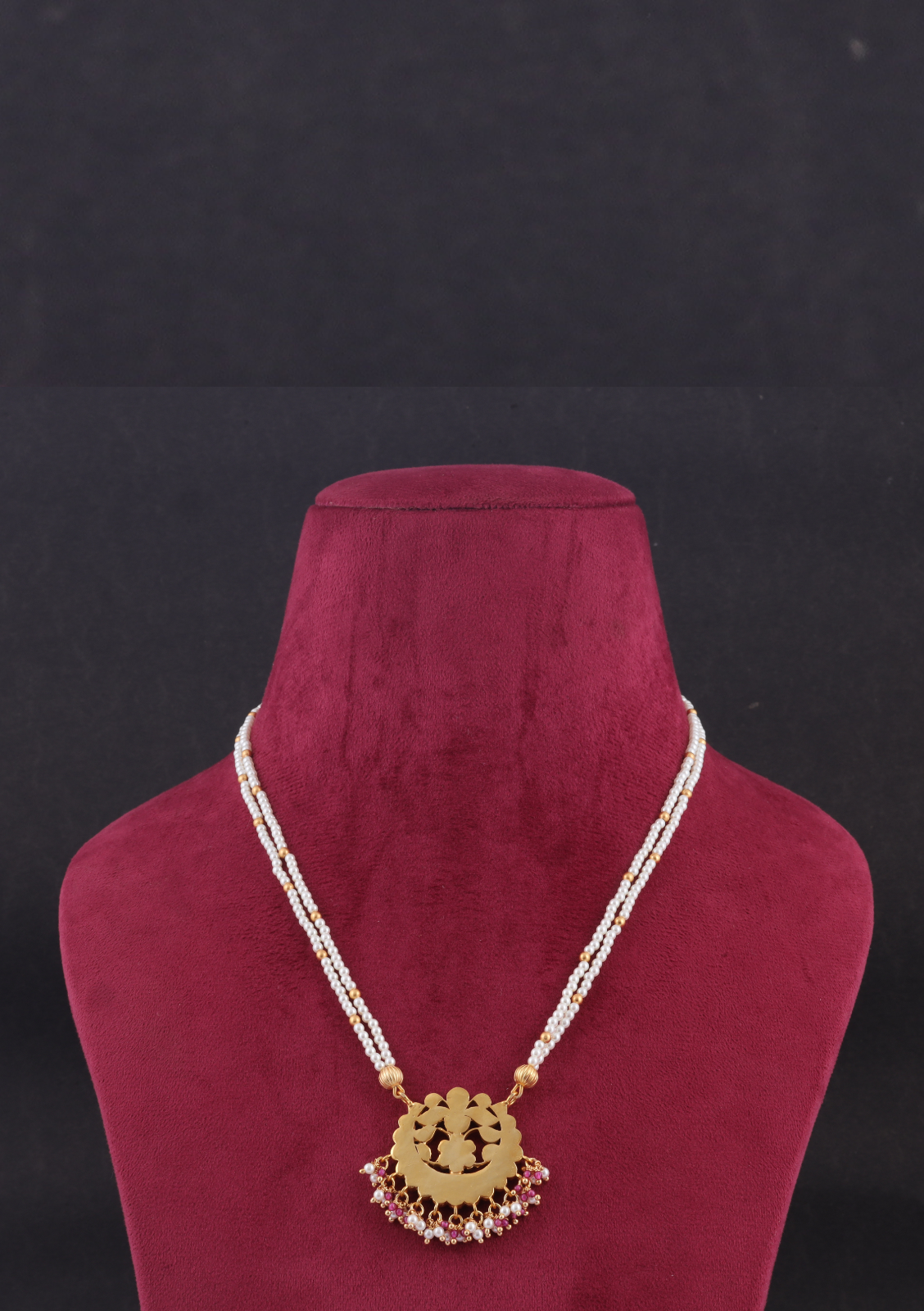 Ornate Jadau Kundan Necklace with Double Pearl Chain
