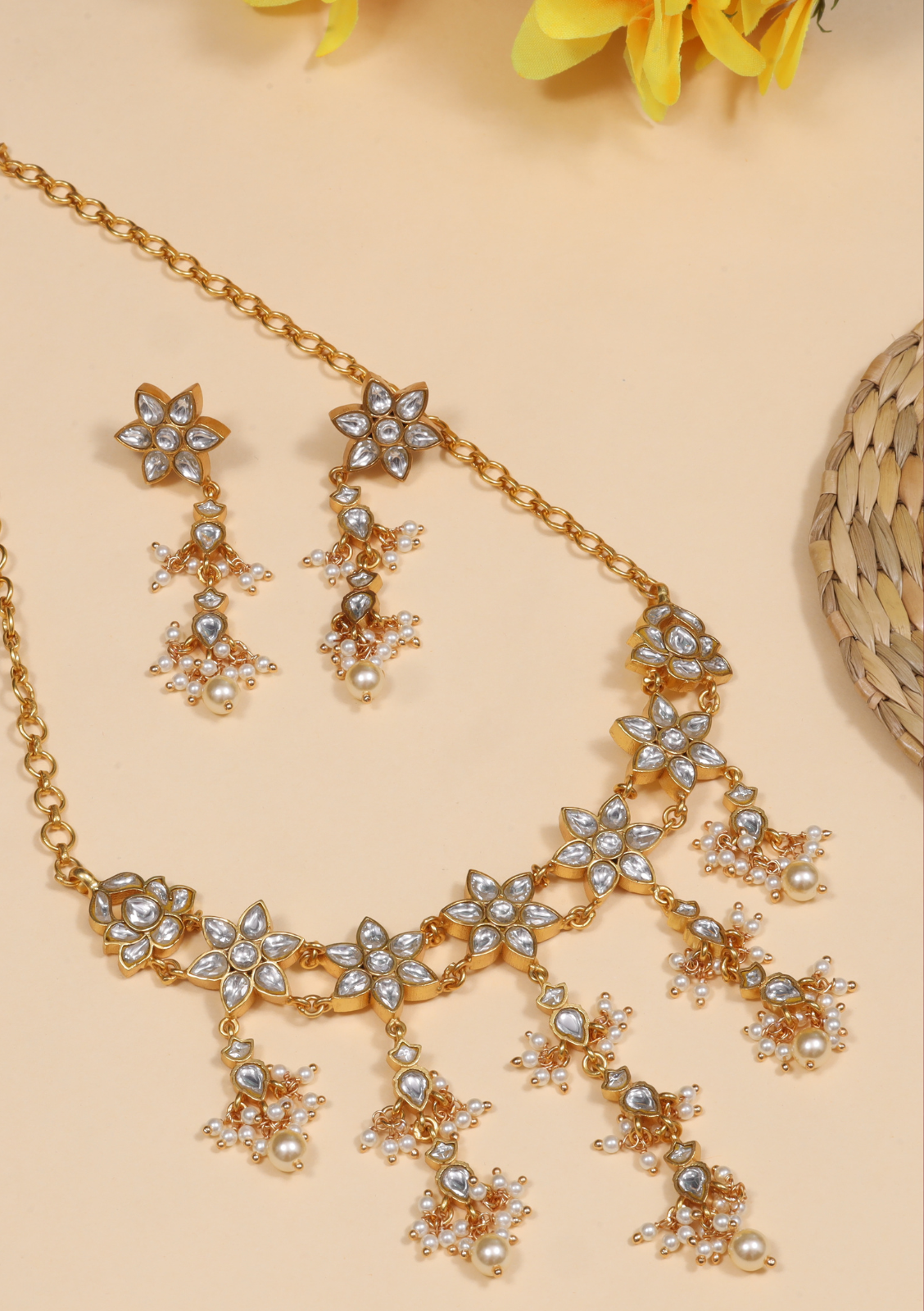 Graceful Jadau Kundan Short Choker Necklace Earring Set