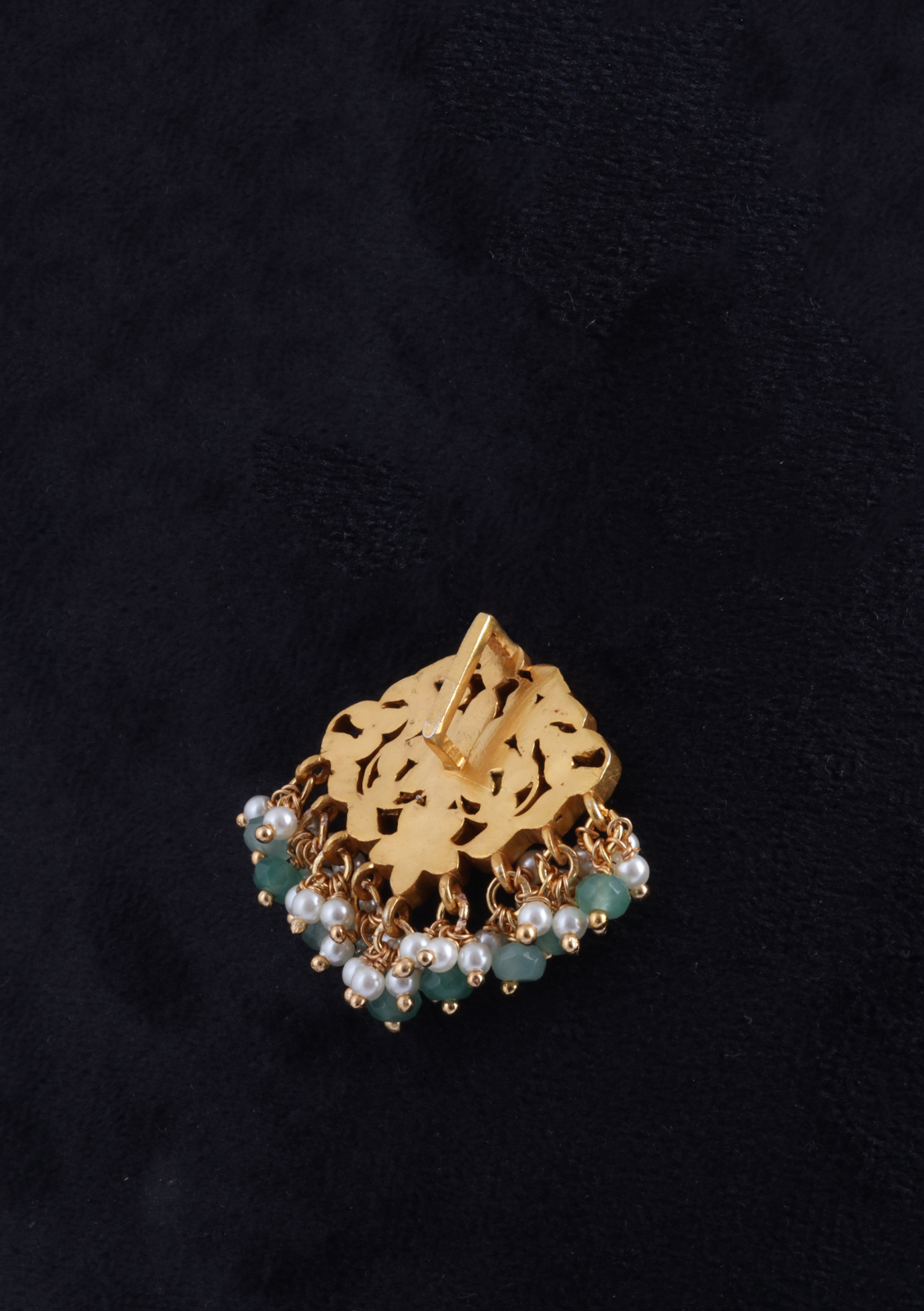 Pretty Small Jadau Kundan Pendant with Pearl and Green Hanging Beads
