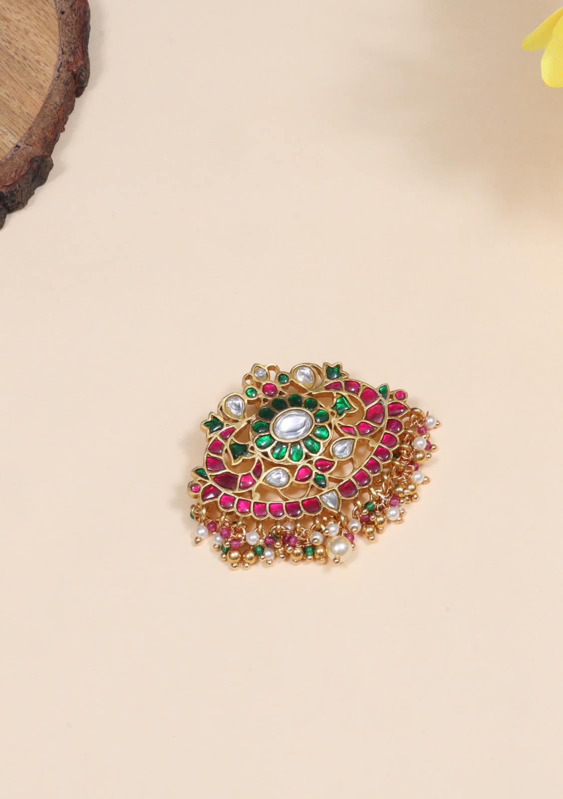 Graceful Jadau Kundan Classic Pendant with Pearls