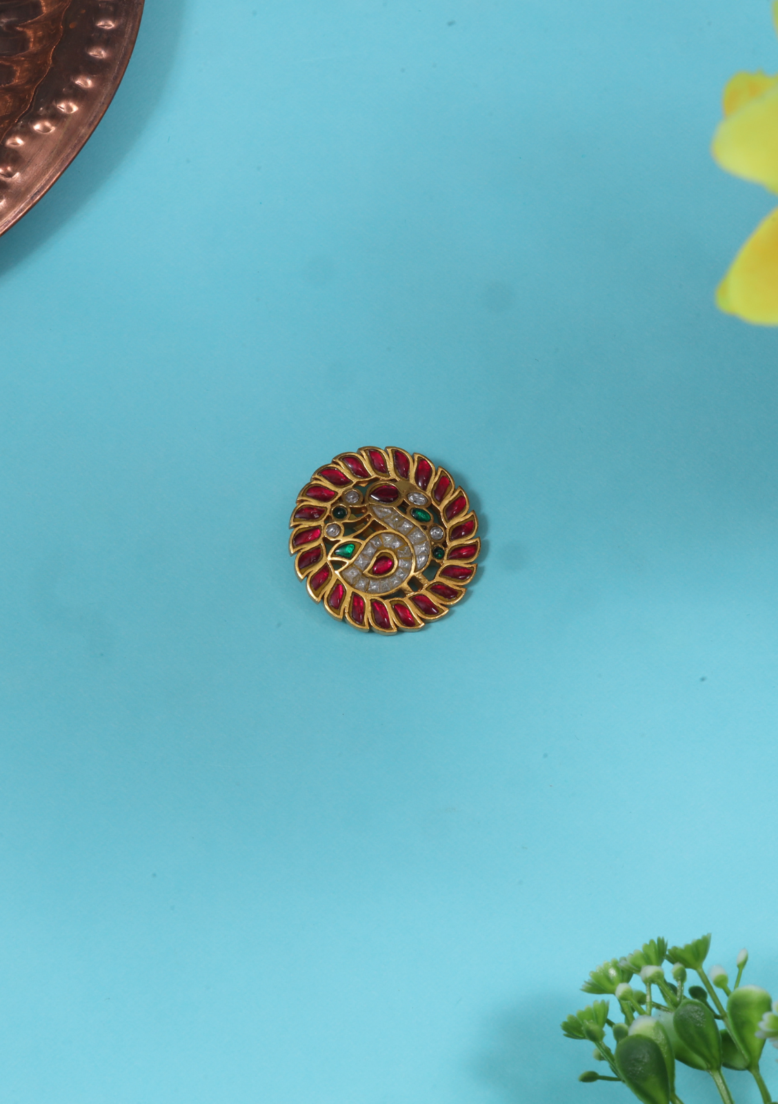 Elegant Round Jadau Kundan Pendant
