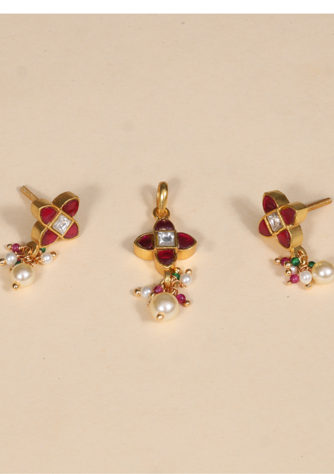 Cute Little Jadau Kundan Pendant Earring Set with Pearl Hangings