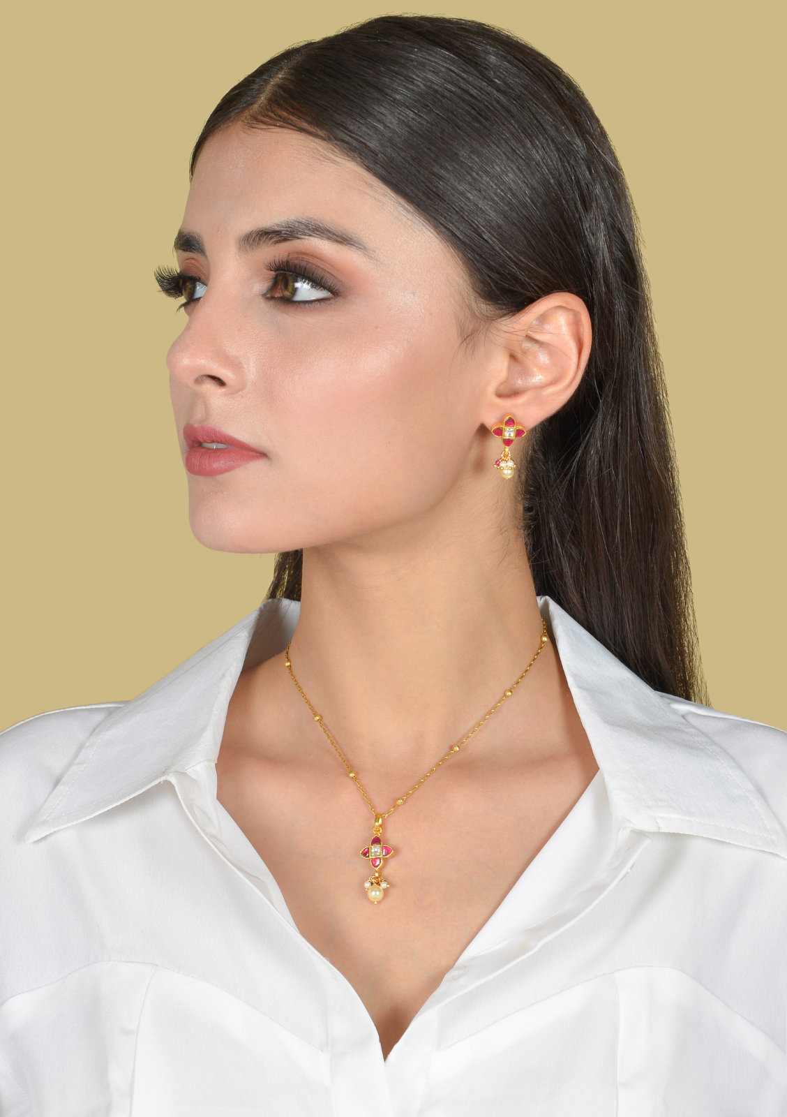 Cute Little Jadau Kundan Pendant Earring Set with Pearl Hangings