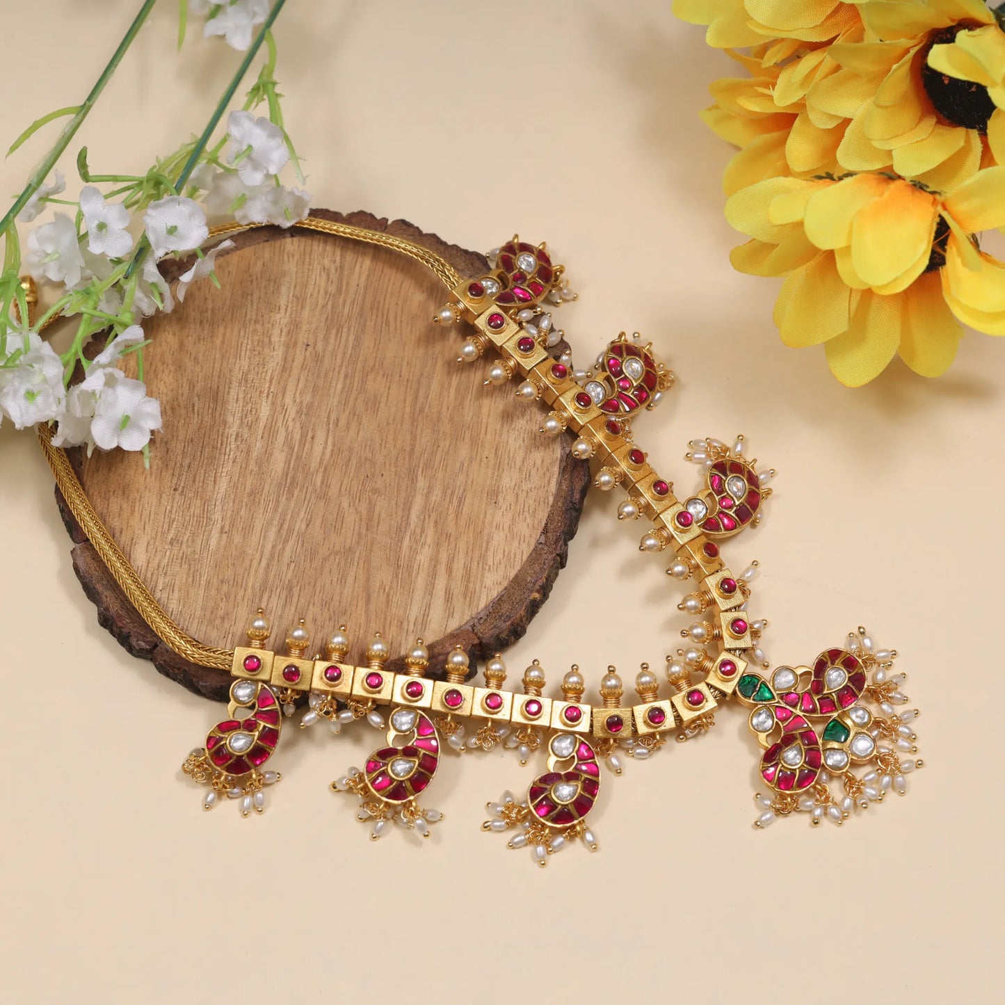 Elegant Light Weight Peacock Motif Jadau Kundan Guttapusalu Necklace