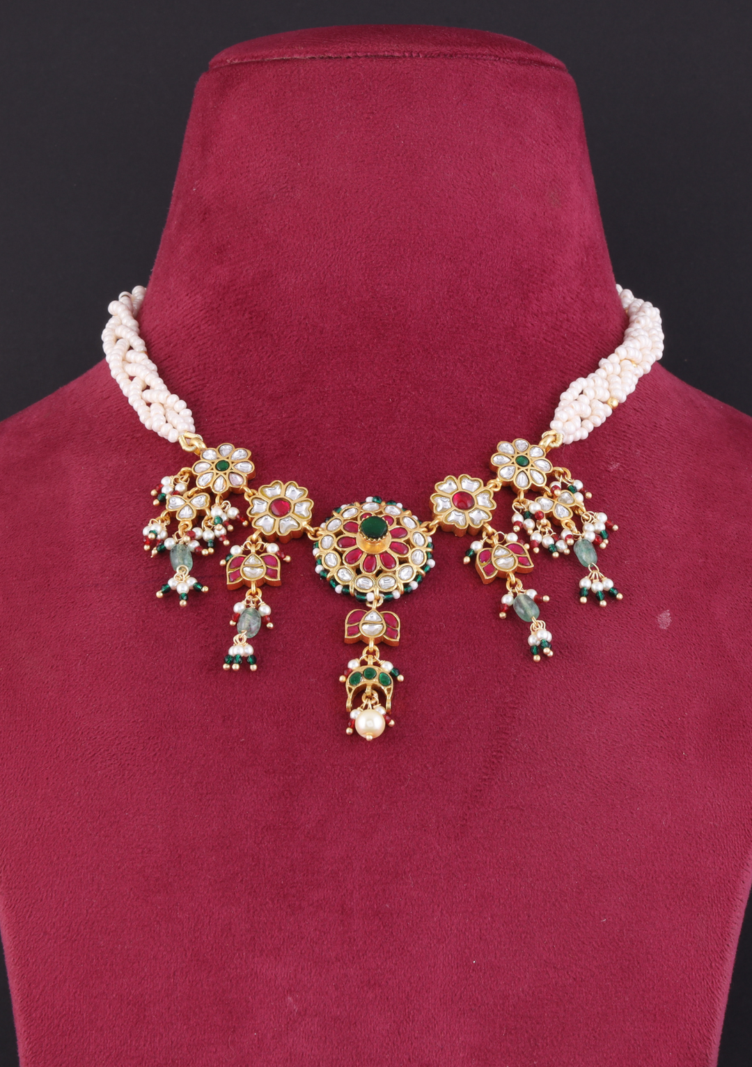 Sirisha Jadau Kundan Exquisite Necklace Earring Set
