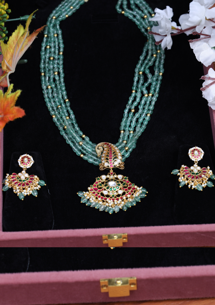 Soma Jadau Kundan Classic Necklace Earring Set