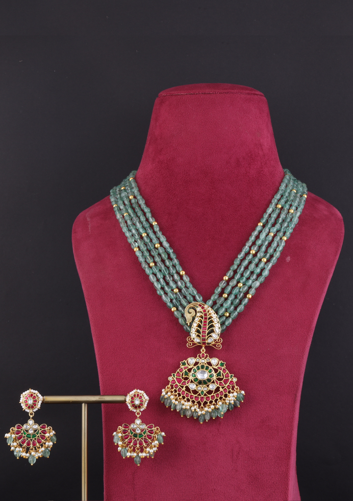 Soma Jadau Kundan Classic Necklace Earring Set