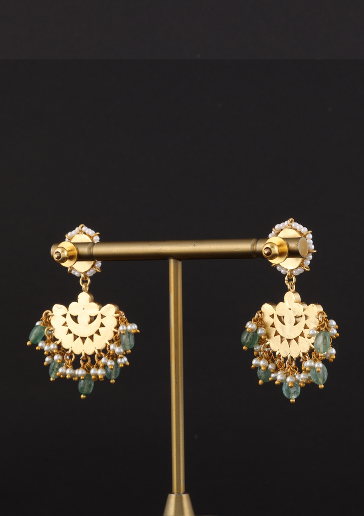 Soma Jadau Kundan Classic Necklace Earring Set