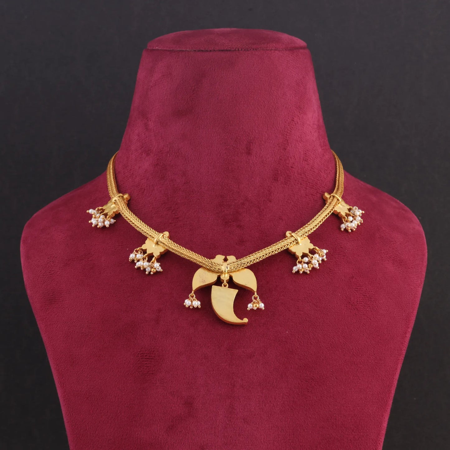 Timeless and Regal Jadau Kundan Short Necklace