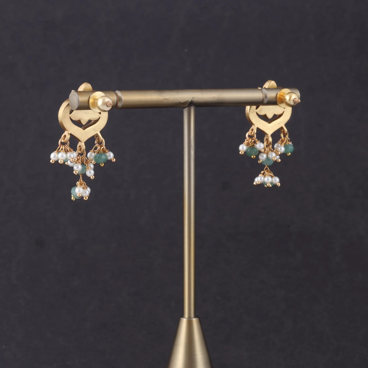 Pretty Looking Jadau Kundan Stud Earrings with Pearl and Green Beads Hangings