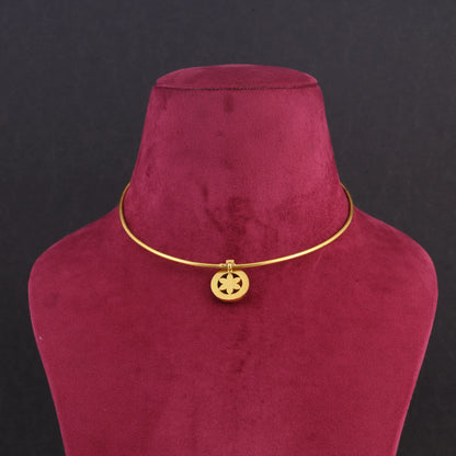 Simple Elegant Jadau Kundan Hasli Necklace