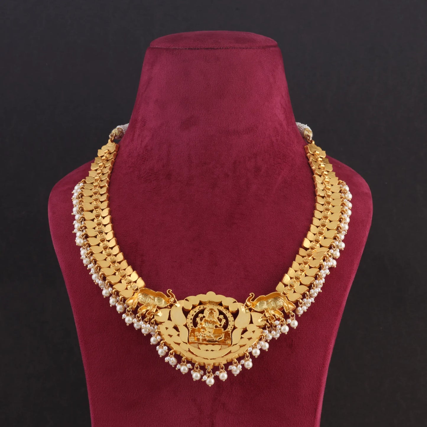 Lakshmi Nakshi Designer Heavy look Jadau Kundan Necklace