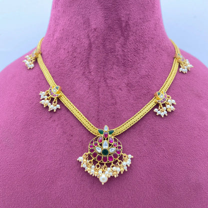 Elegant Jadau Kundan Short Necklace