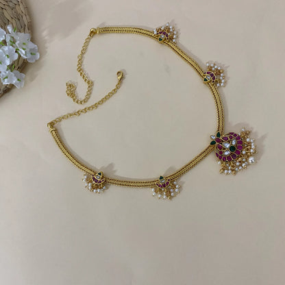 Elegant Jadau Kundan Short Necklace