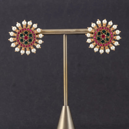 Exclusive Designer Jadau Kundan Stud Earrings with Pearl