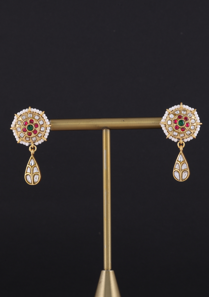Deeksha Jadau Kundan Minimal Earrings