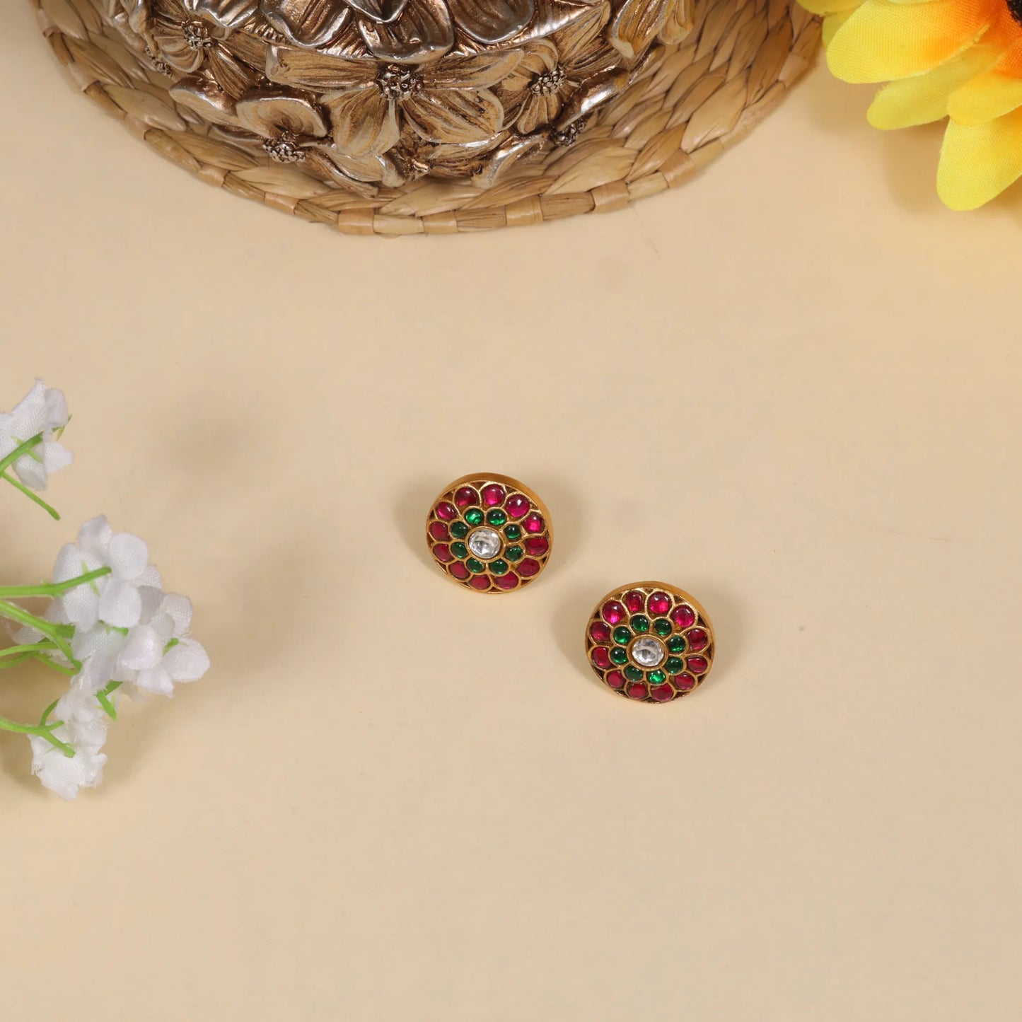 Elegant Hand Crafted Jadau Kundan Stud Earrings