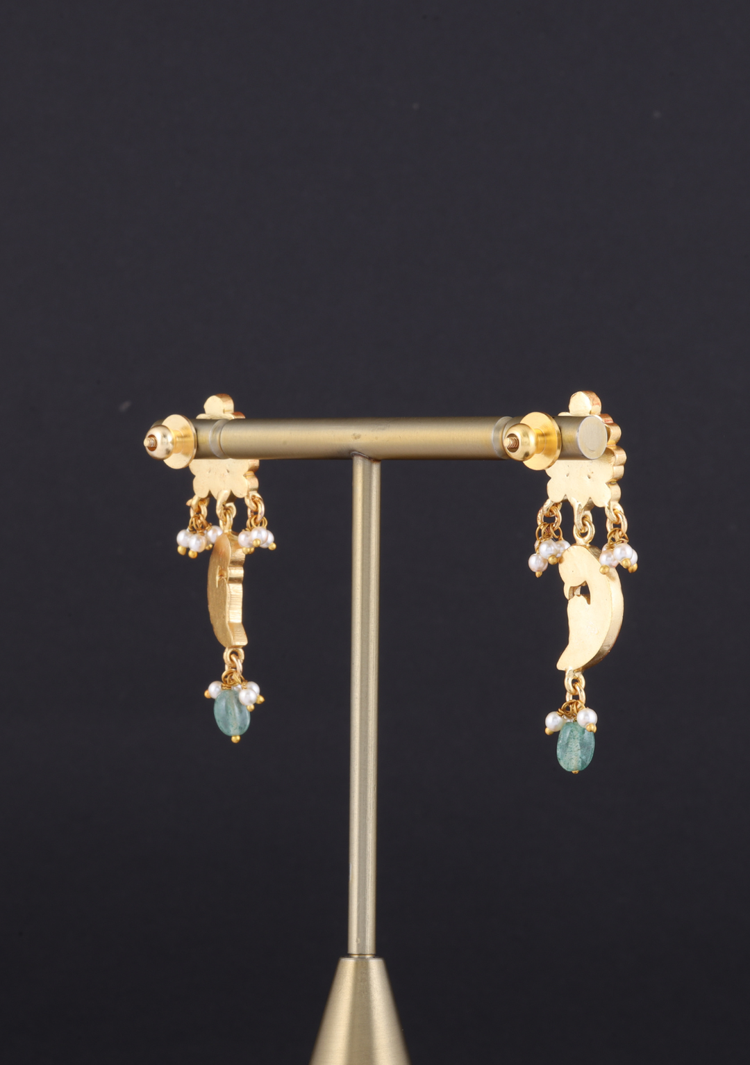 Nilgiri Jadau Kundan Earrings