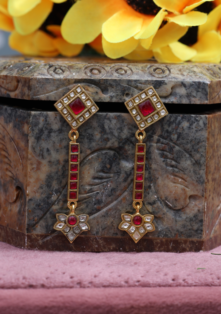 Heer Jadau Kundan Latkan Earrings