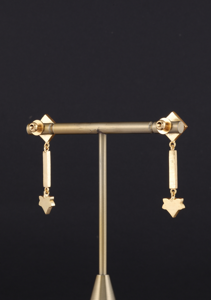 Heer Jadau Kundan Latkan Earrings