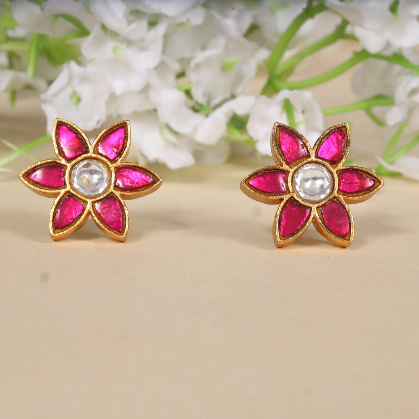 Classic Floral Motif Jadau Kundan Stud Earrings