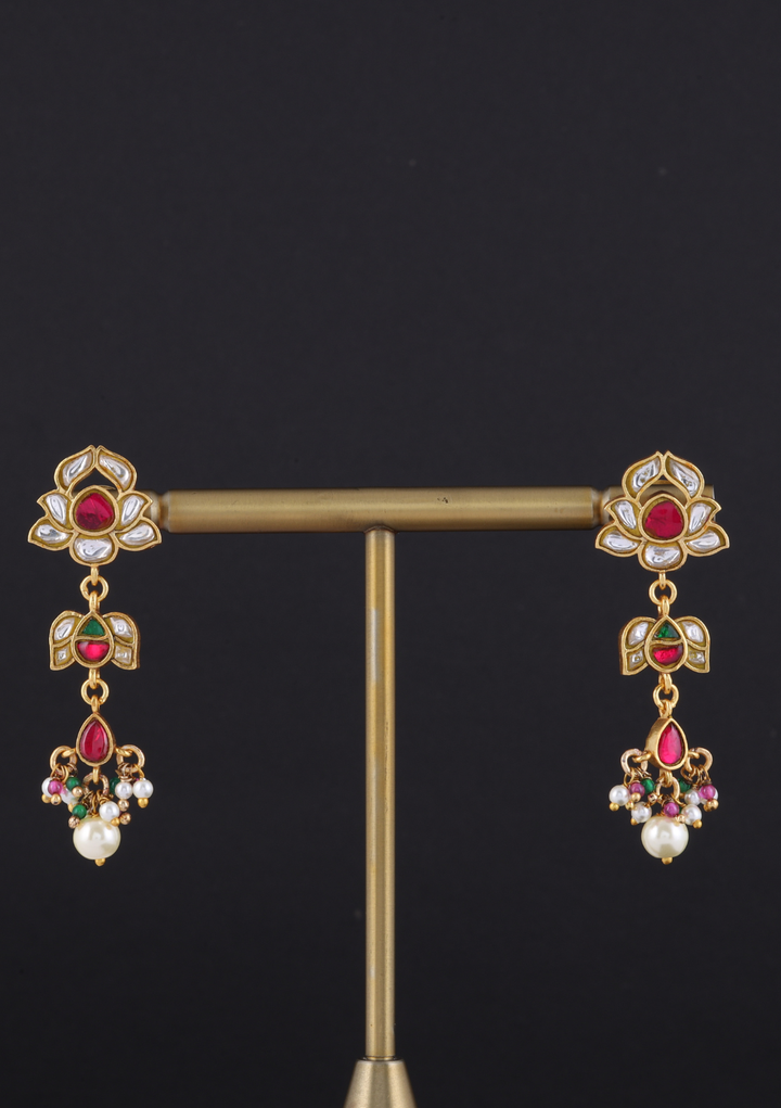 Shyama Jadau Kundan Latkan Earrings