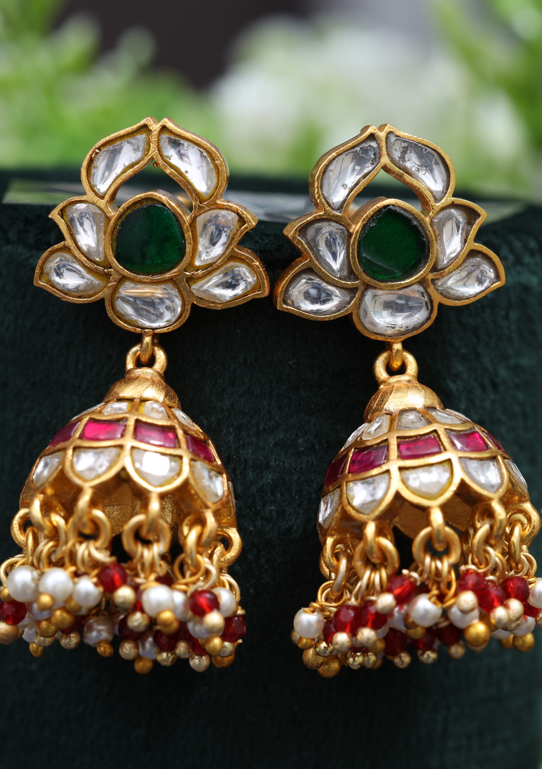 Malika Jadau Kundan Jhumka Earrings