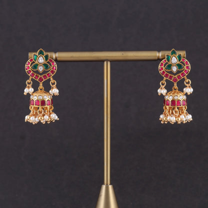 Eye-Catching Designer Jadau Kundan Jhumka Earrings with Pearl Beads Hangings